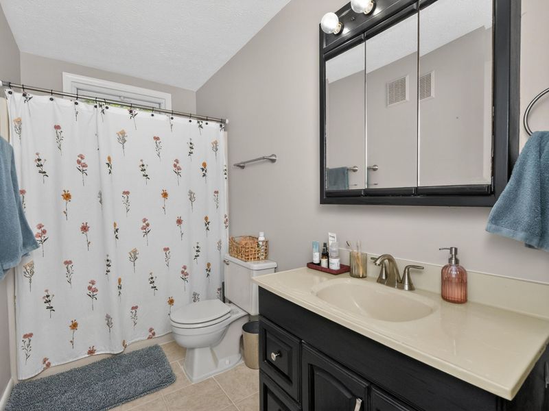 1586 Hickory Hill Court, Florence, KY 41022 Photo 16