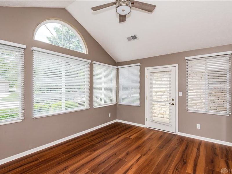 184 Edinburgh, Centerville, OH 45458 Photo 11