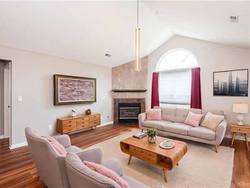 184 Edinburgh, Centerville, OH 45458 Photo 5
