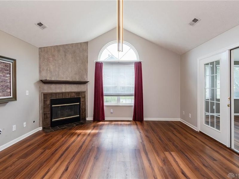 184 Edinburgh, Centerville, OH 45458 Photo 6