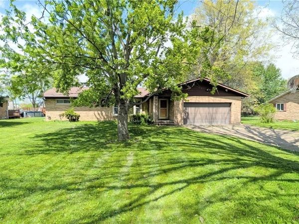 12802 Gardenside Drive , North Royalton, OH 44133