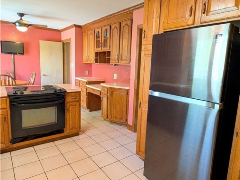 12802 Gardenside Drive , North Royalton, OH 44133 Photo 12