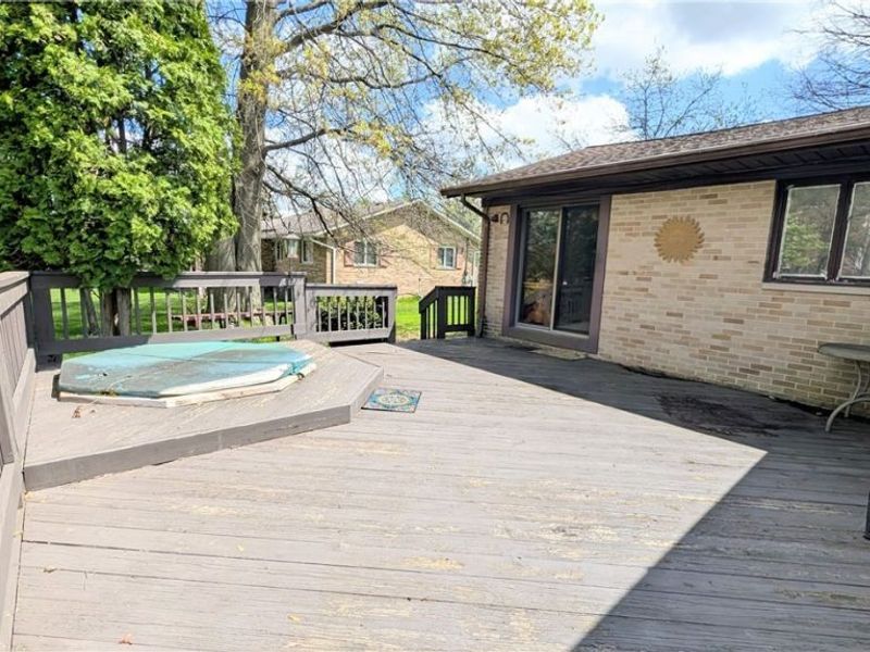 12802 Gardenside Drive , North Royalton, OH 44133 Photo 5