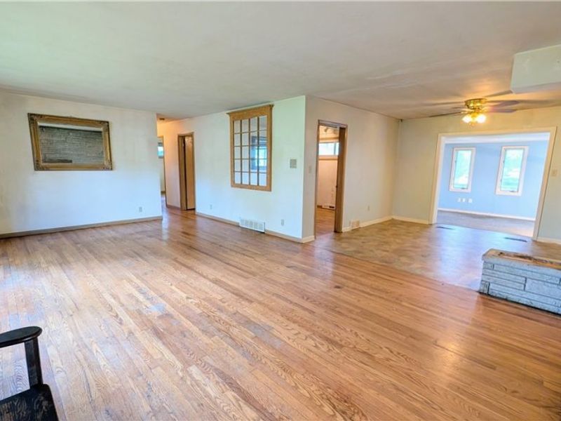 12802 Gardenside Drive , North Royalton, OH 44133 Photo 6