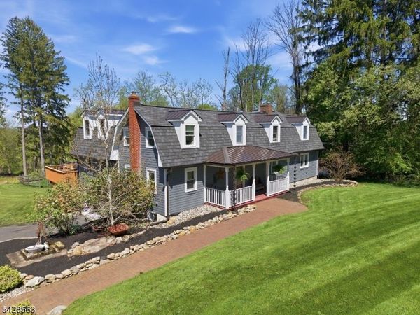 33 Mt Lebanon Rd, Lebanon, NJ 07865