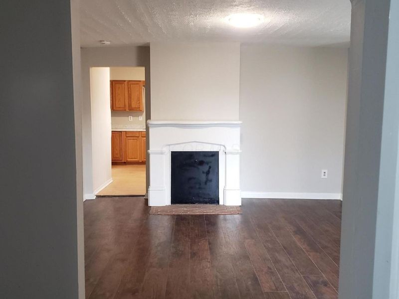 430 E Main Street, Newark, OH 43055 Photo 5