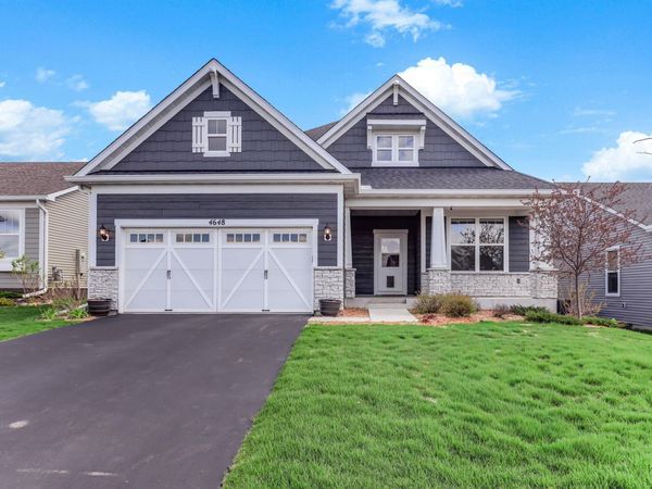 4648 Benjamin Place, Woodbury, MN 55129