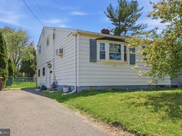 447 CHURCH ROAD, LANSDALE, PA 19446