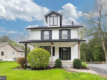 2063 VALLEY ROAD, PARKESBURG, PA 19365