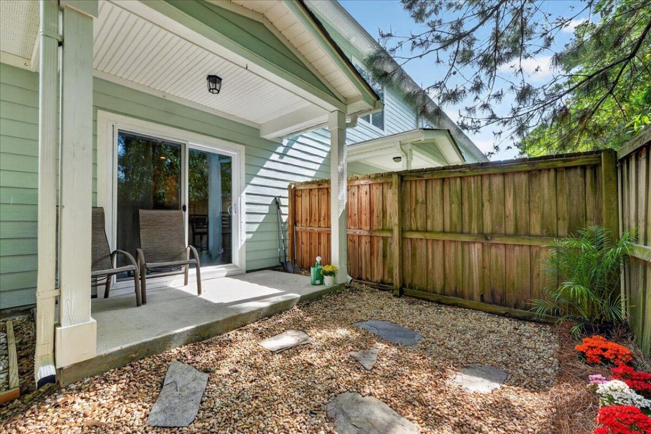 2977 Emma Lane Photo 10