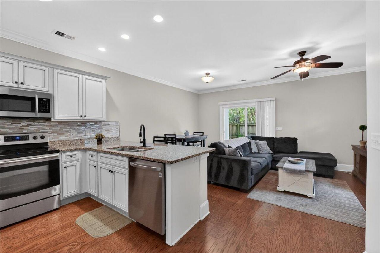 2977 Emma Lane Photo 22