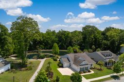 2128 St Johns Woods Parkway photo 4