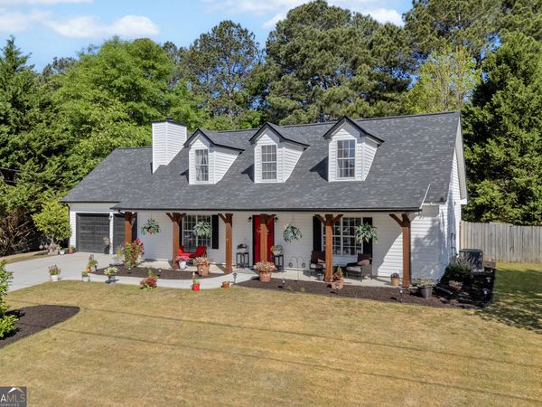 241 Fox Run, Loganville, GA 30052
