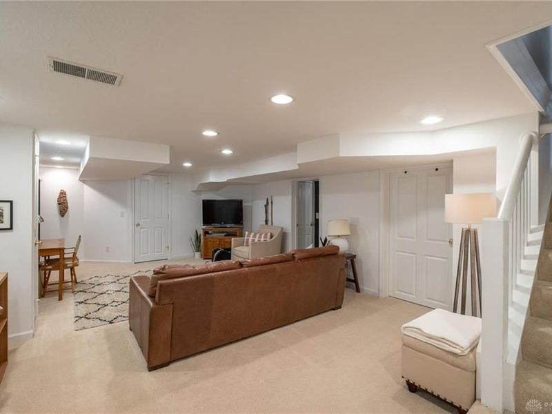 230 Volusia Avenue, Oakwood, OH 45409 Photo 29