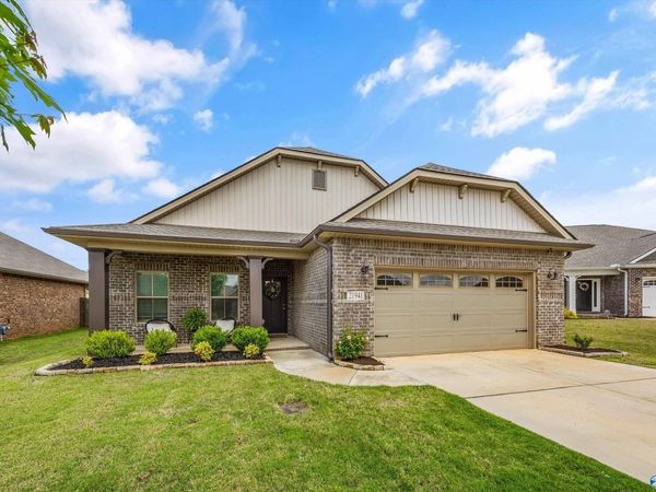 21941 Shearwater Drive, Athens, AL 35613