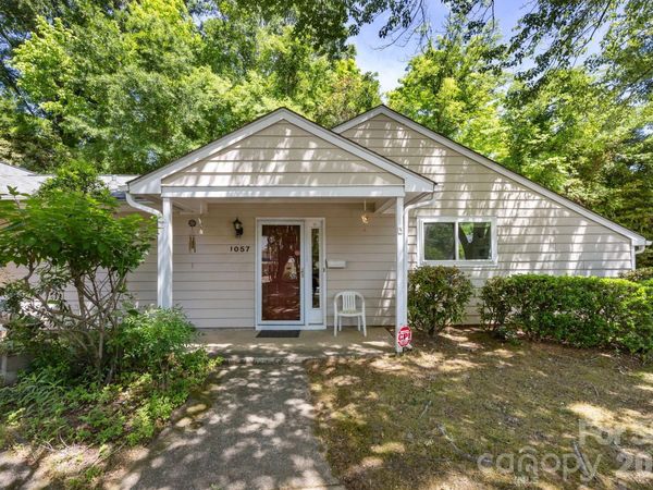 1057 Sardis Cove Drive, Charlotte, NC 28270