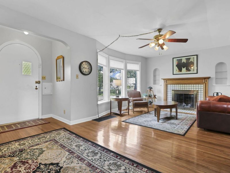 2926 Wicklow Road, Columbus, OH 43204 Photo 11