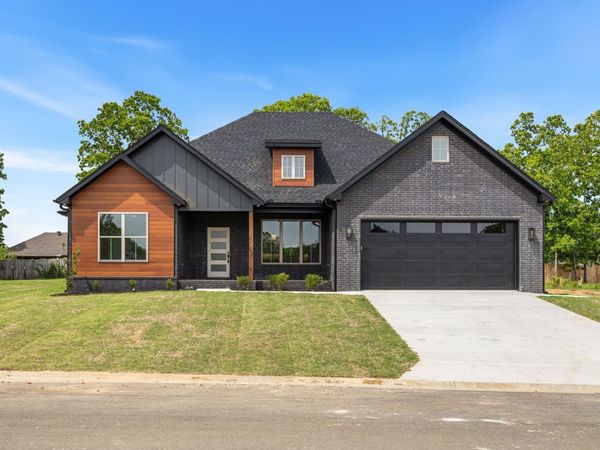 744 Grand Valley Loop , Austin, AR 72007