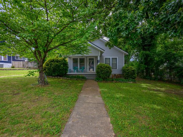 856 S Broad, Batesville, AR 72501