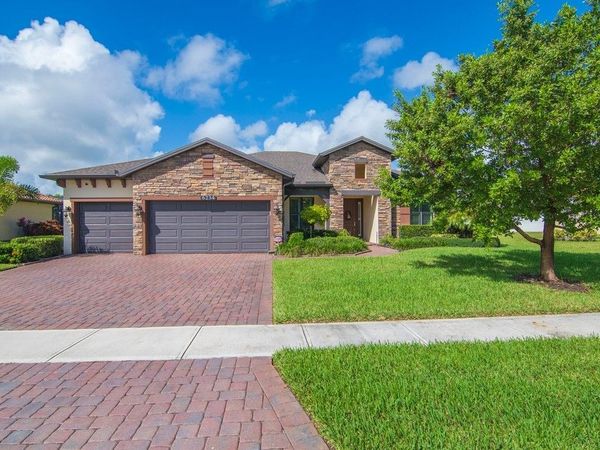 6234 Arcadia Square, Vero Beach, FL 32966