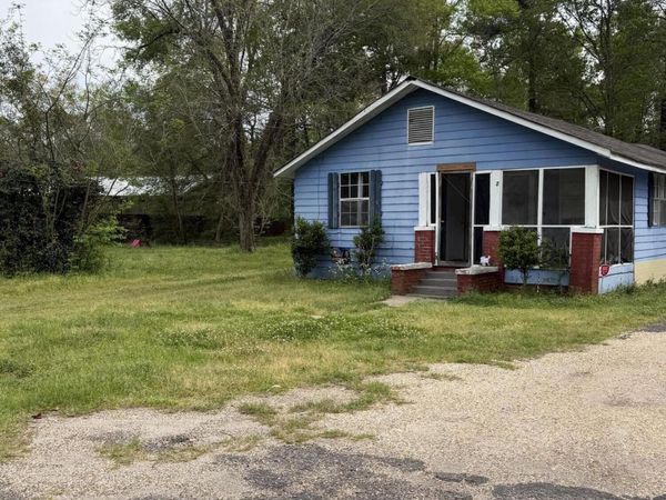 214 Gamble St., Hattiesburg, MS 39401