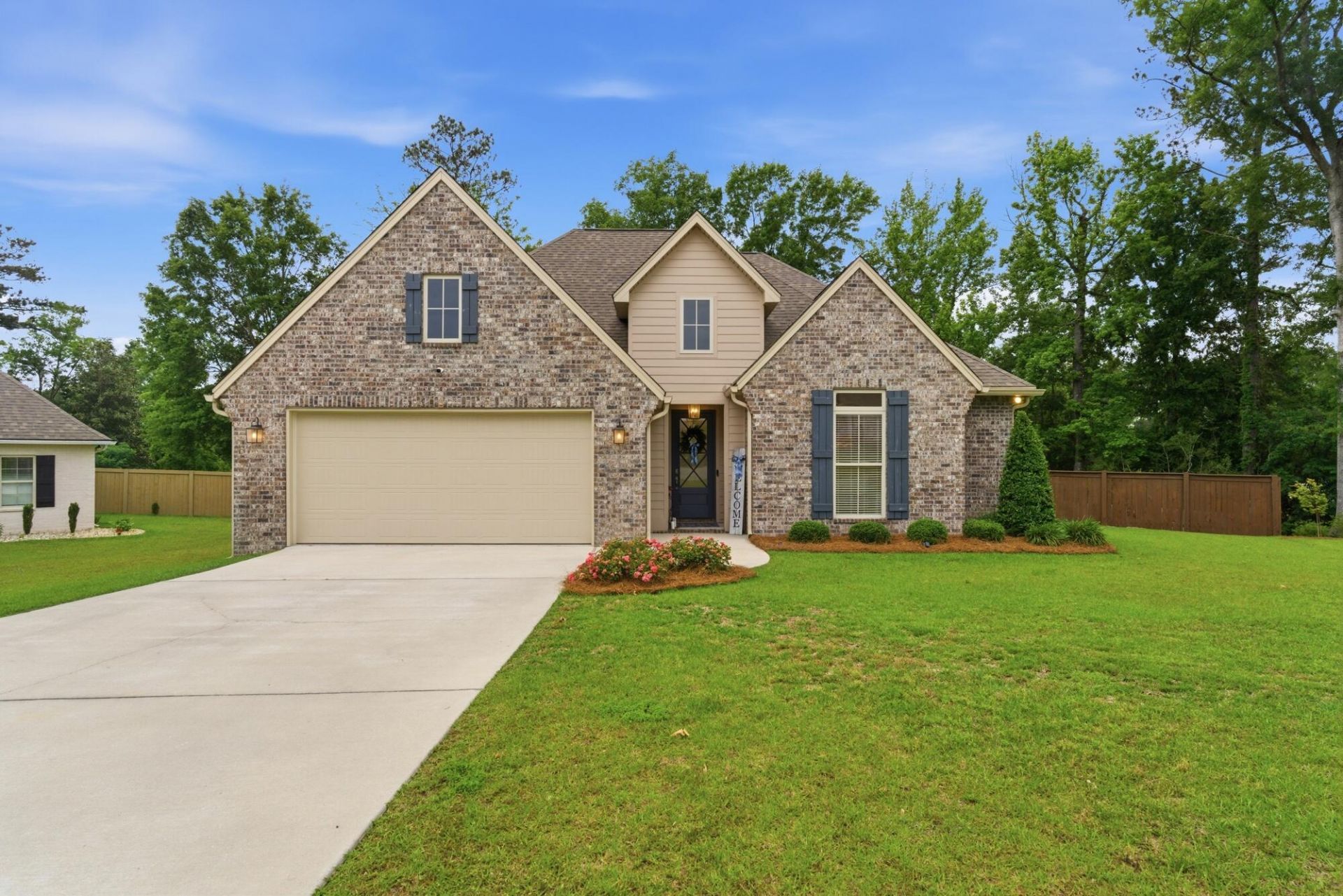 20 Barkis Dr. Hattiesburg, MS 39402