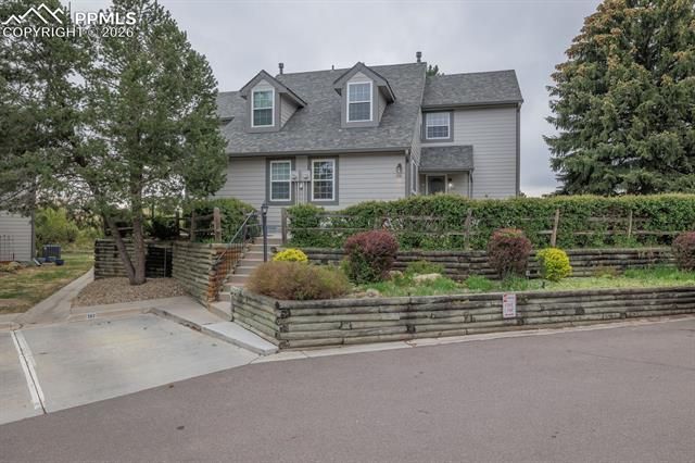 302 Cobblestone Drive, Colorado Springs, CO 80906 Main Photo