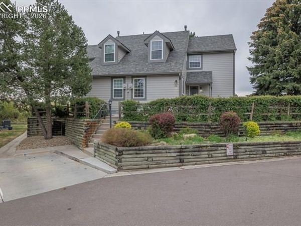 302 Cobblestone Drive, Colorado Springs, CO 80906