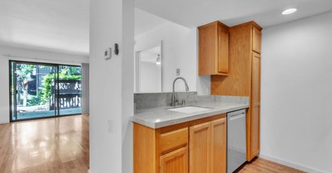 911 Fulton #417, Unit 417, Sacramento, CA 95825 Photo