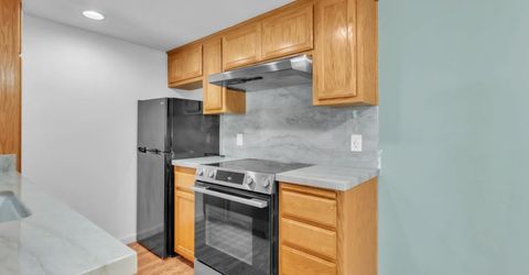 911 Fulton #417, Unit 417, Sacramento, CA 95825 Photo