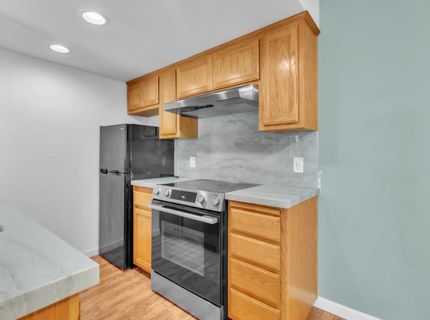911 Fulton #417, Unit 417, Sacramento, CA 95825 Photo