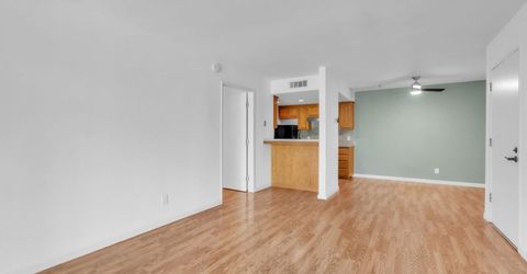 911 Fulton #417, Unit 417, Sacramento, CA 95825 Photo