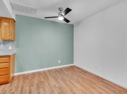 911 Fulton #417, Unit 417, Sacramento, CA 95825 Photo