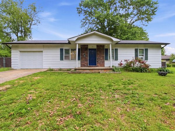 19 Carte Square , West Plains, MO 65775