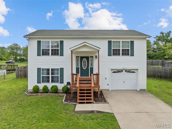 207 Grand Central Drive , Union, MO 63084