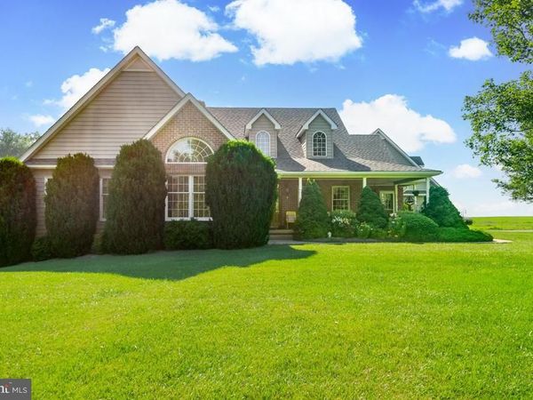 613 HANOVER PIKE , HAMPSTEAD, MD 21074