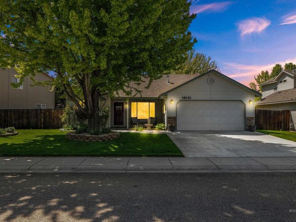 18151 Royal Way, Nampa, ID 83687
