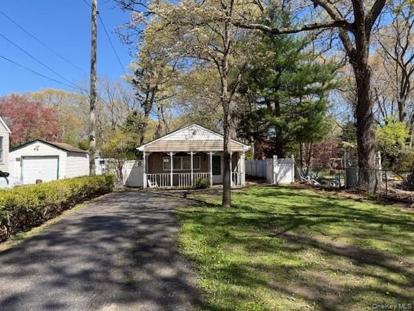 125 Wood Road , Centereach, NY 11720