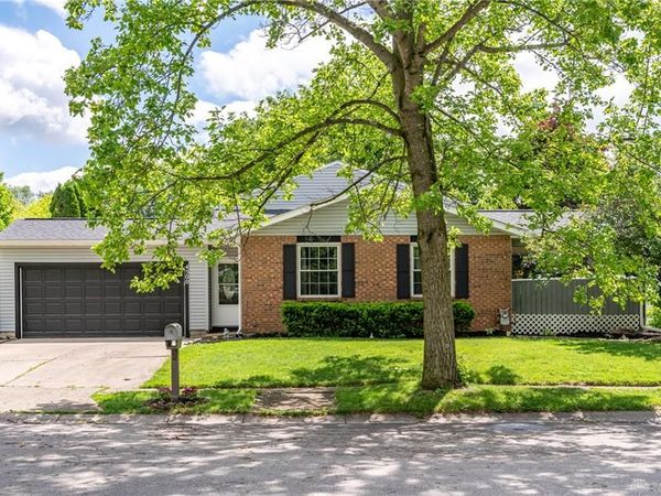 4500 Rainbrook Way, Huber Heights, OH 45424