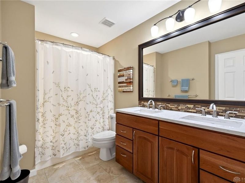 1111 Chisolm Trail, Washington Township, OH 45458 Photo 33