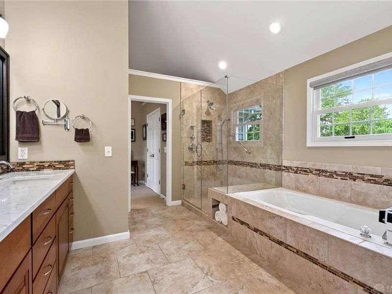 1111 Chisolm Trail, Washington Township, OH 45458 Photo 37