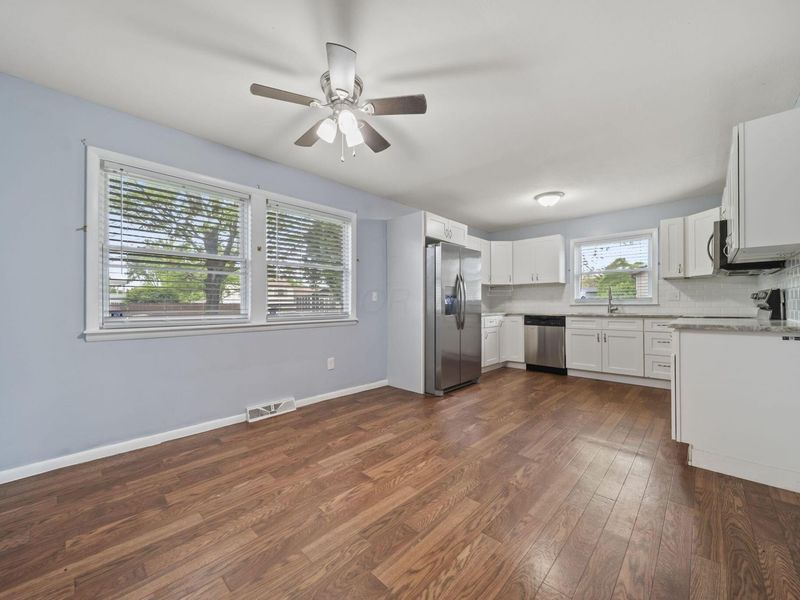 855 Loire Valley Circle, Marion, OH 43302 Photo 18