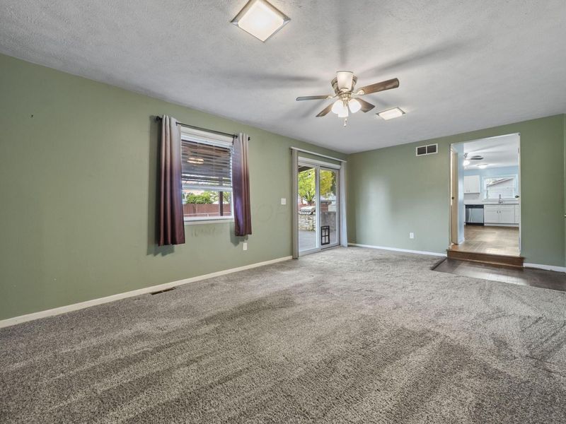 855 Loire Valley Circle, Marion, OH 43302 Photo 22