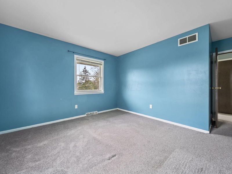 855 Loire Valley Circle, Marion, OH 43302 Photo 34
