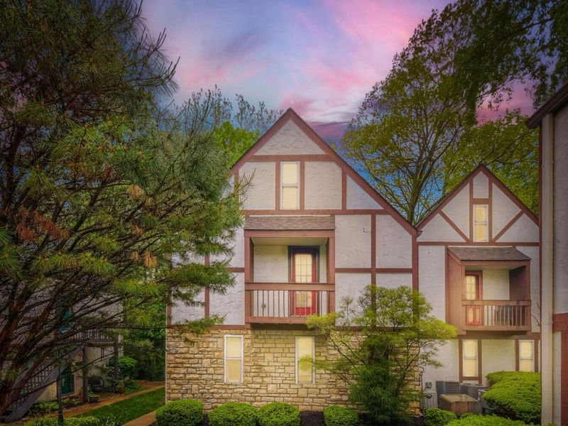 1585 Arlington Avenue , Unit 1585B, Columbus, OH 43212 Photo 1