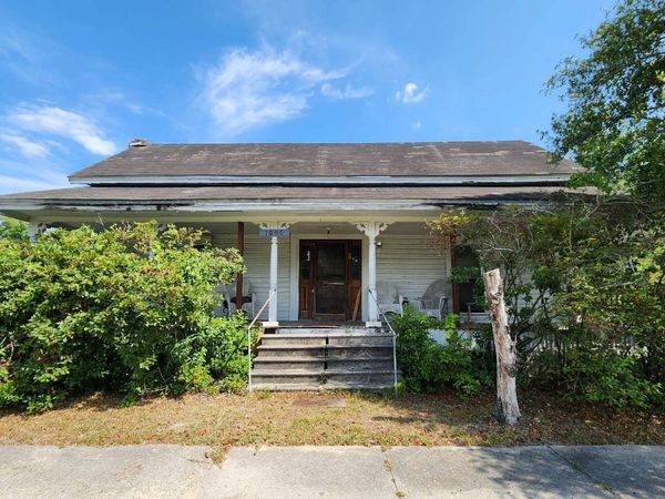 1074 HAMILTON AVE, Jennings, FL 32053