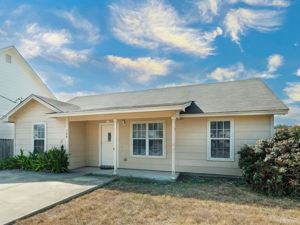 108 Live Oak CIR , Bertram, TX 78605