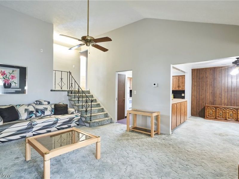 7322 Markal Drive, Middleburg Heights, OH 44130 Photo 4