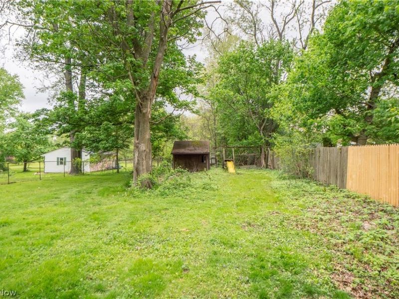2393 Goodenough Avenue, Akron, OH 44320 Photo 32