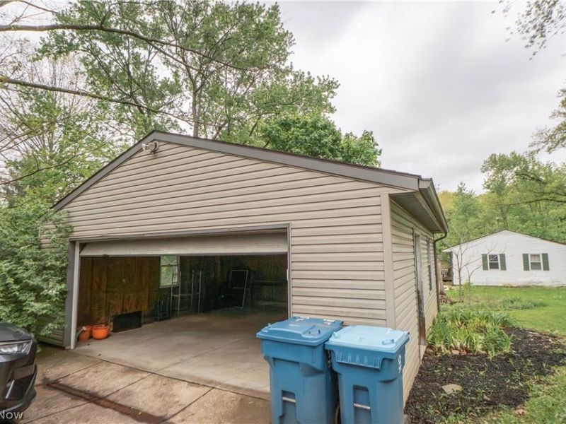 2393 Goodenough Avenue, Akron, OH 44320 Photo 33